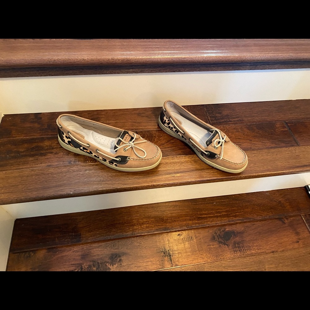 SPERRY Shoes Like New !